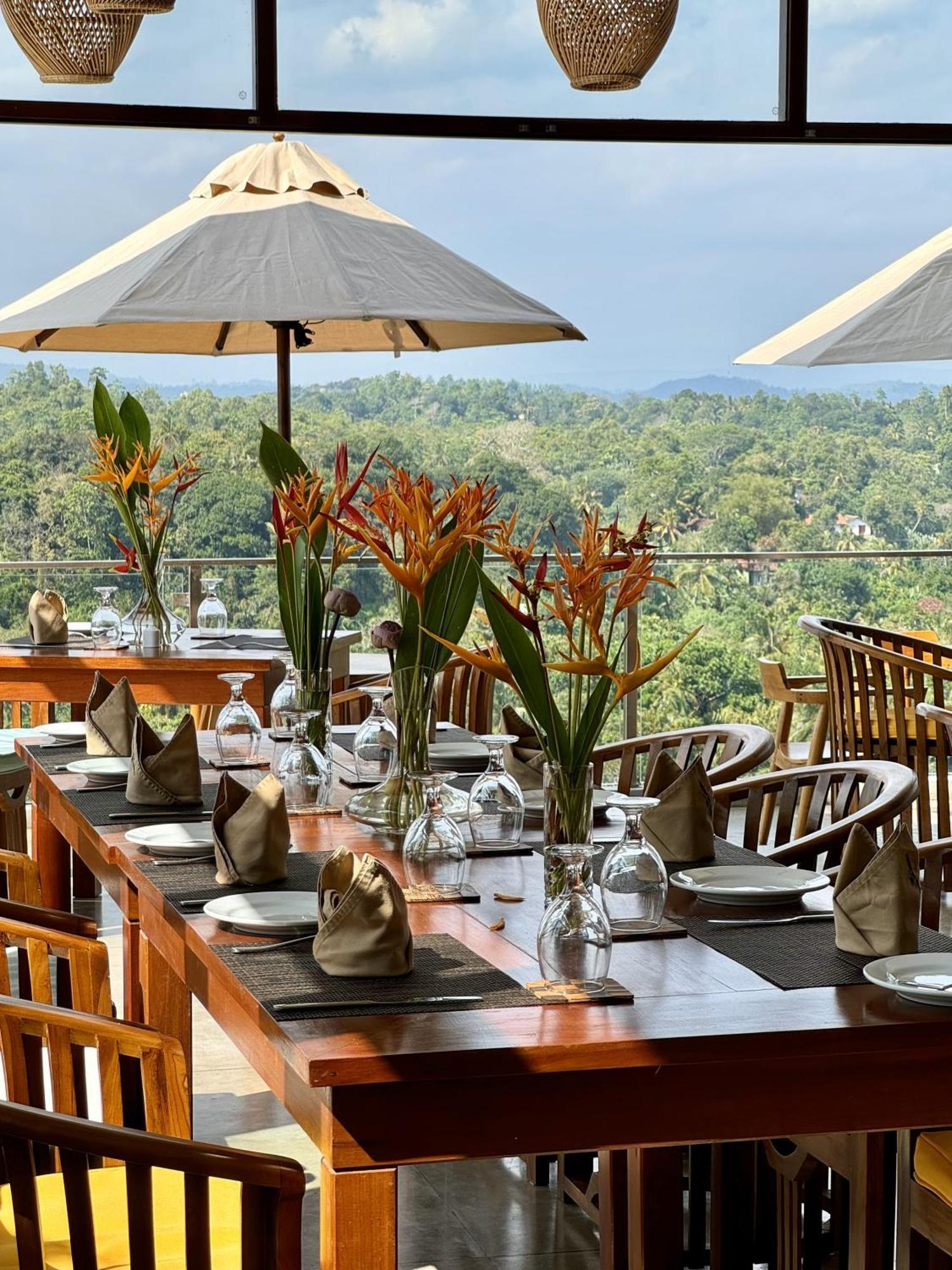 Coastline Mirissa Boutique Hotel And Spa Bagian luar foto