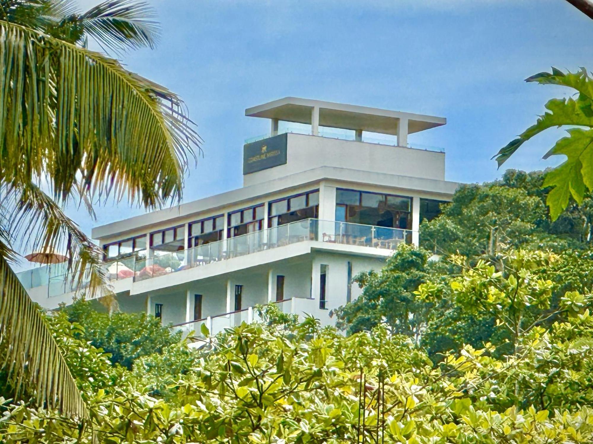 Coastline Mirissa Boutique Hotel And Spa Bagian luar foto